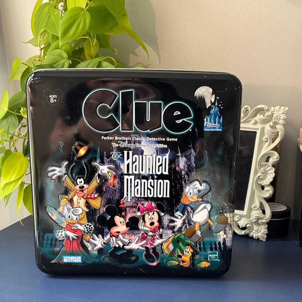 Vintage NWT Disney Haunted Mansion Clue Game 2002